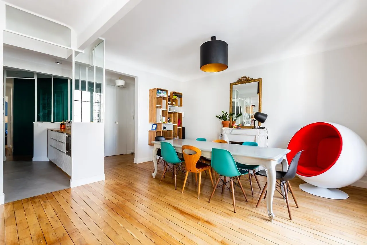 Veeve - Retro Chic In Petit Montrouge Parijs
